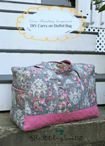 Vera Bradley inspired DIY Carryon Duffel Bag | The Stitching Scientist